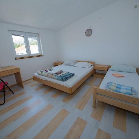 Apartment Busljeta Starigrad Paklenica Luaran gambar