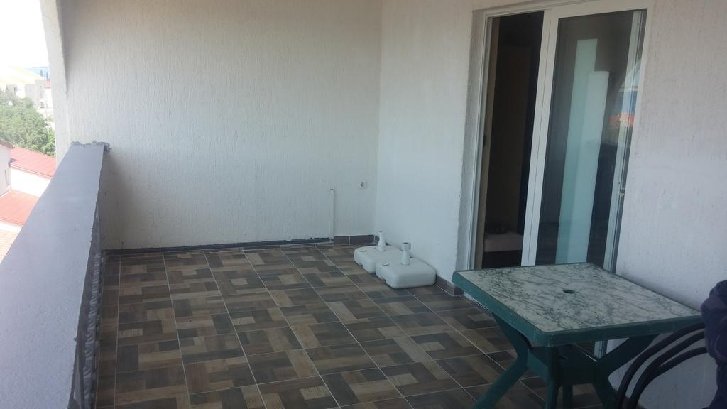 Apartment Busljeta Starigrad Paklenica Luaran gambar