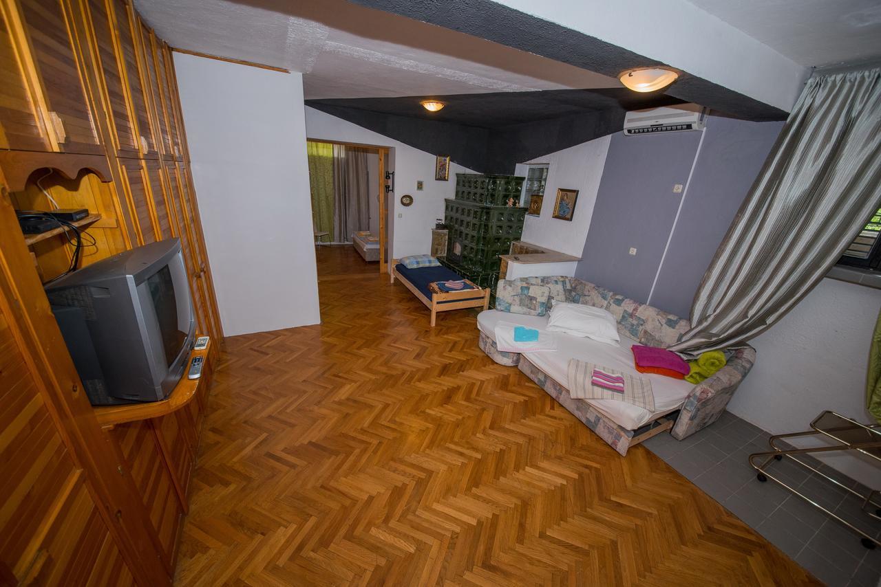 Apartment Busljeta Starigrad Paklenica Luaran gambar