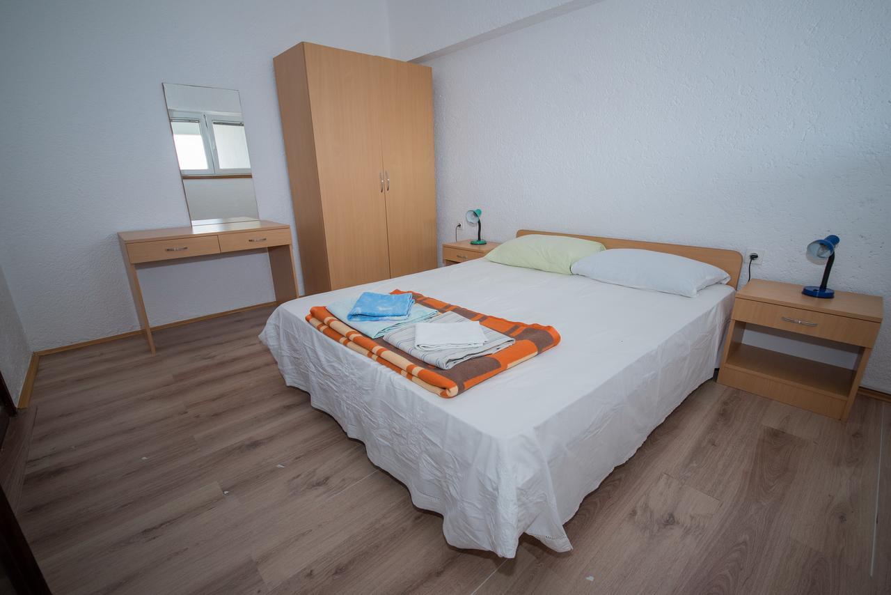 Apartment Busljeta Starigrad Paklenica Luaran gambar